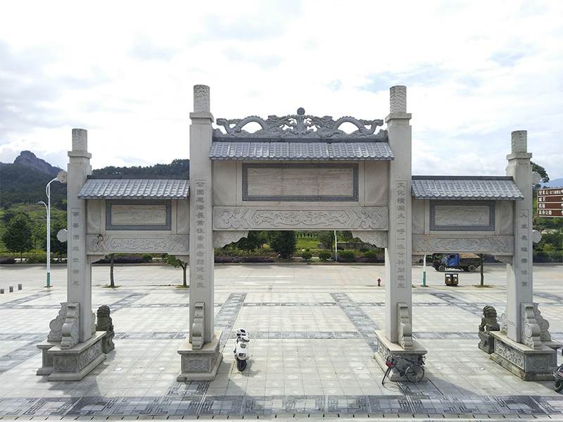 石牌坊.
