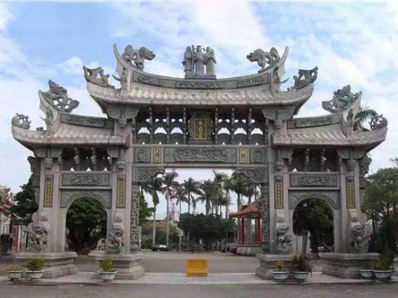 石雕牌樓