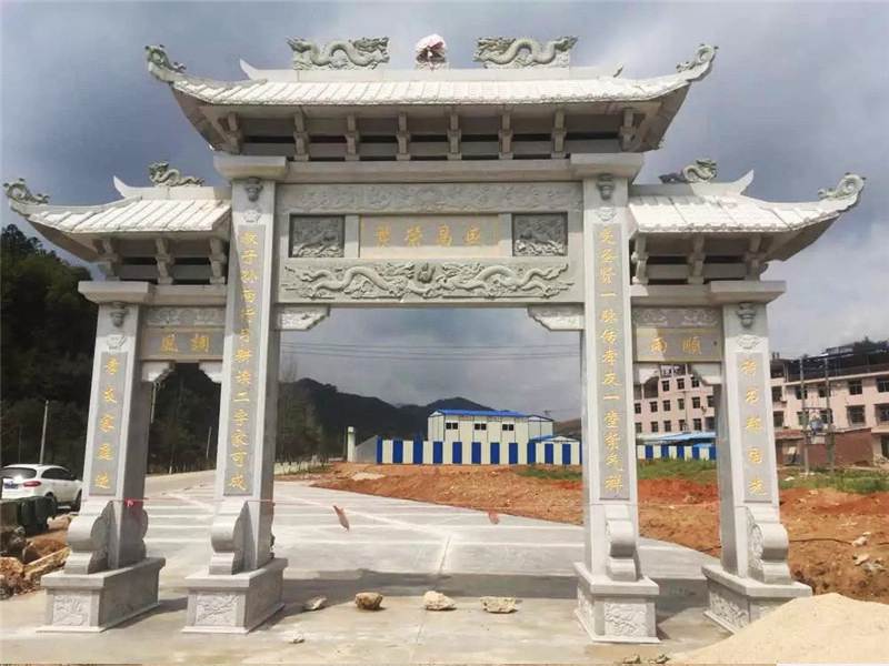 農(nóng)村石牌樓