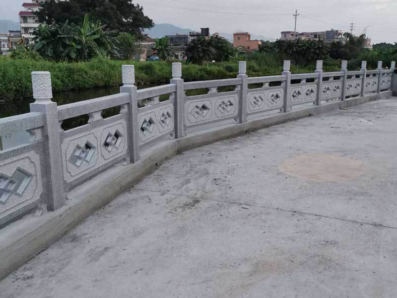 河道石護(hù)欄制作