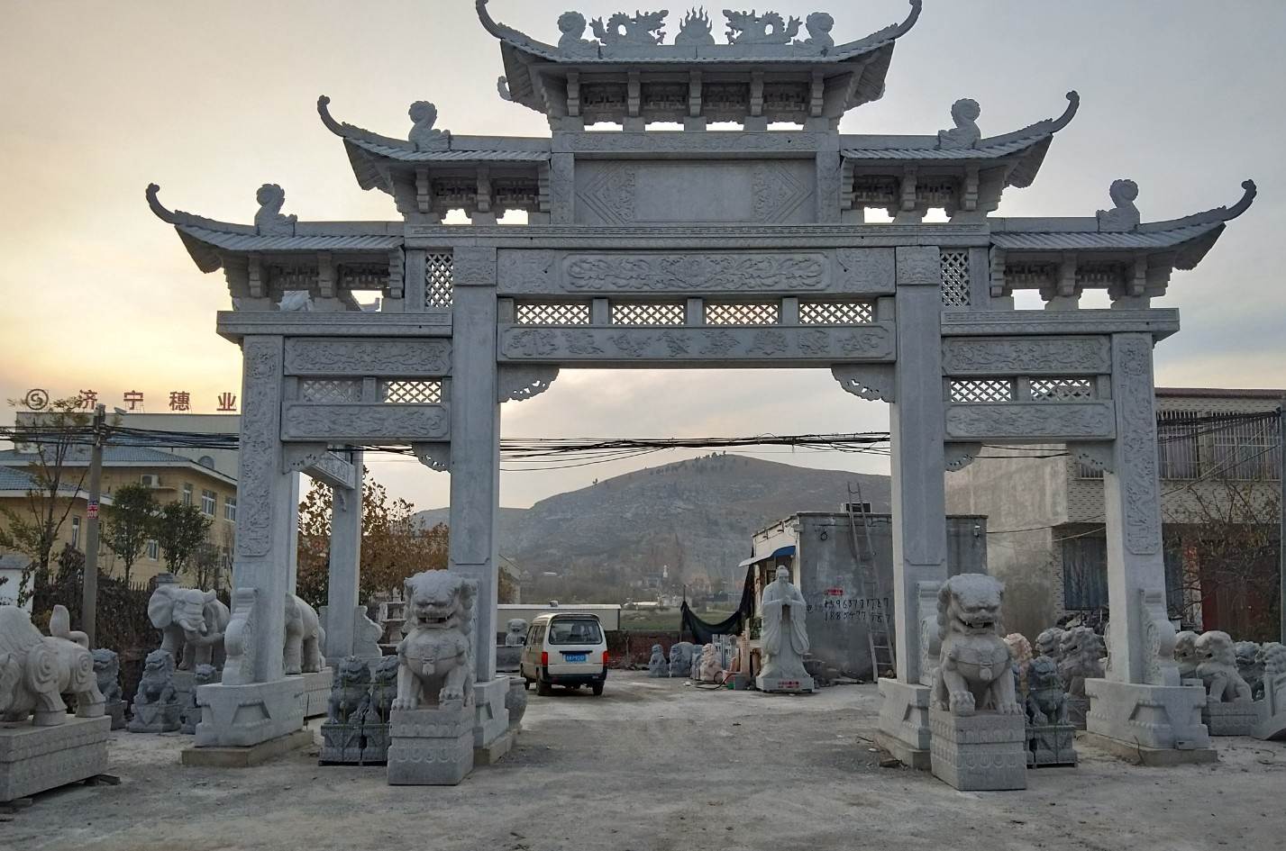 三門(mén)五樓石牌坊廠家